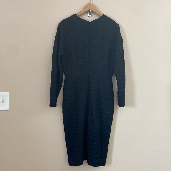 MM Lafleur- Rosa Dress in Glyph Jacquard - Picture 9 of 10